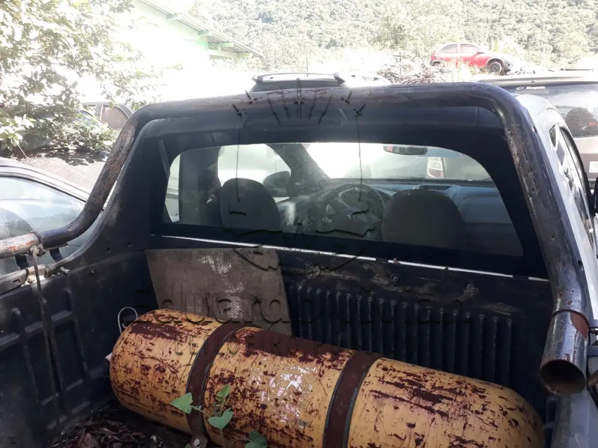 LOTE 001 - VENDA JUDICIAL DE VEICULO  CHEVROLET/MONTANA LS ANO 2012