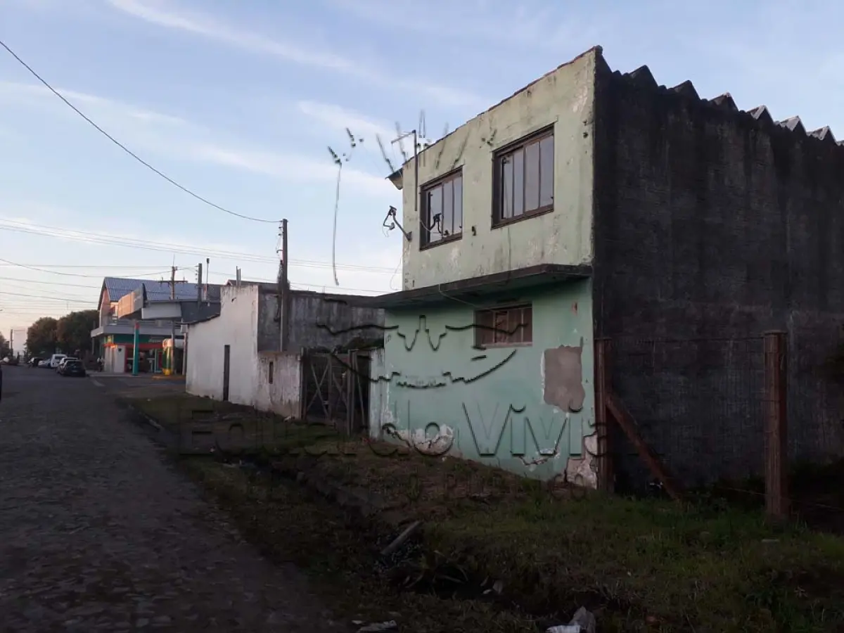 LOTE 003 - CASA EM BALNEÁRIO PINHAL NA RUA TENENTE PENHA, 289