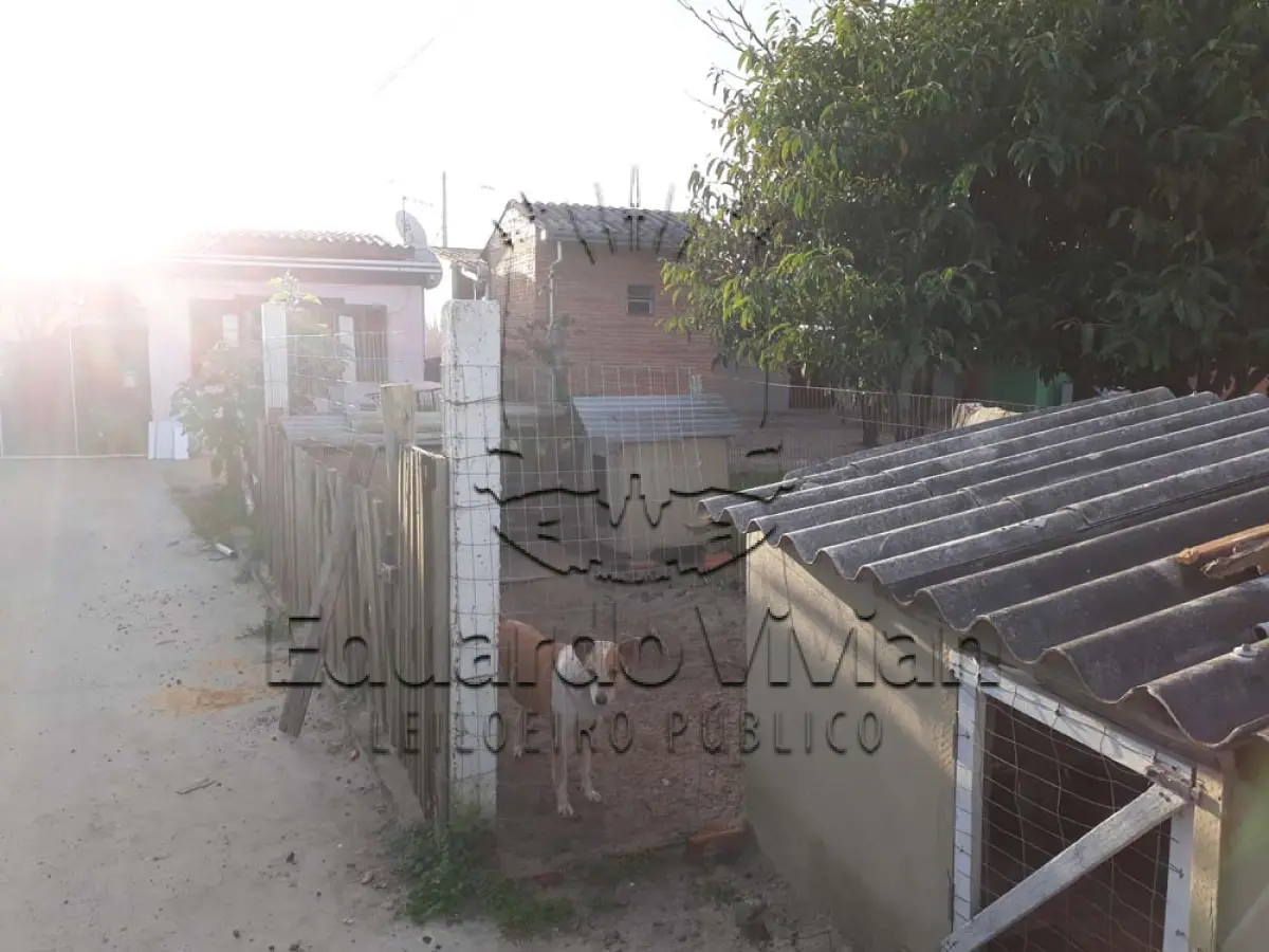 LOTE 002 - VENDA JUDICIAL DE RESIDÊNCIA NO PARQUE DOS PRESIDENTES EM TRAMANDAÍ