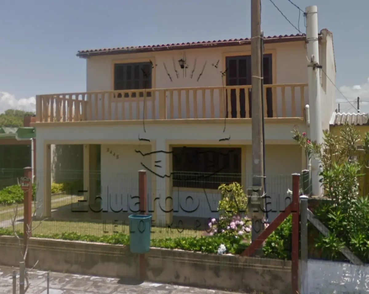 LOTE 001 - VENDA JUDICIAL TRABALHISTA DE RESIDÊNCIA EM CIDREIRA NA RUA GETÚLIO VARGAS, 2445.