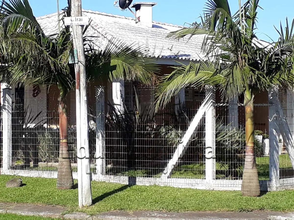 LOTE 001 - VENDA JUDICIAL TRABALHISTA DE RESIDÊNCIA EM IMBÉ NA RUA BENTO GONÇALVES, 1645