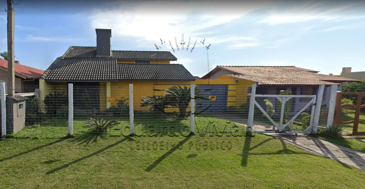 LOTE 001 - Em Imbé, na Rua São Borja, 2662, o lote nº 14 da quadra 313