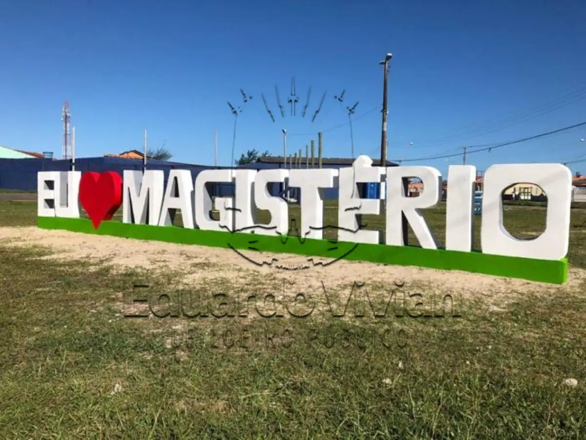 LOTE 001 - Em Magistério, Município de Balneário Pinhal, 08 terrenos