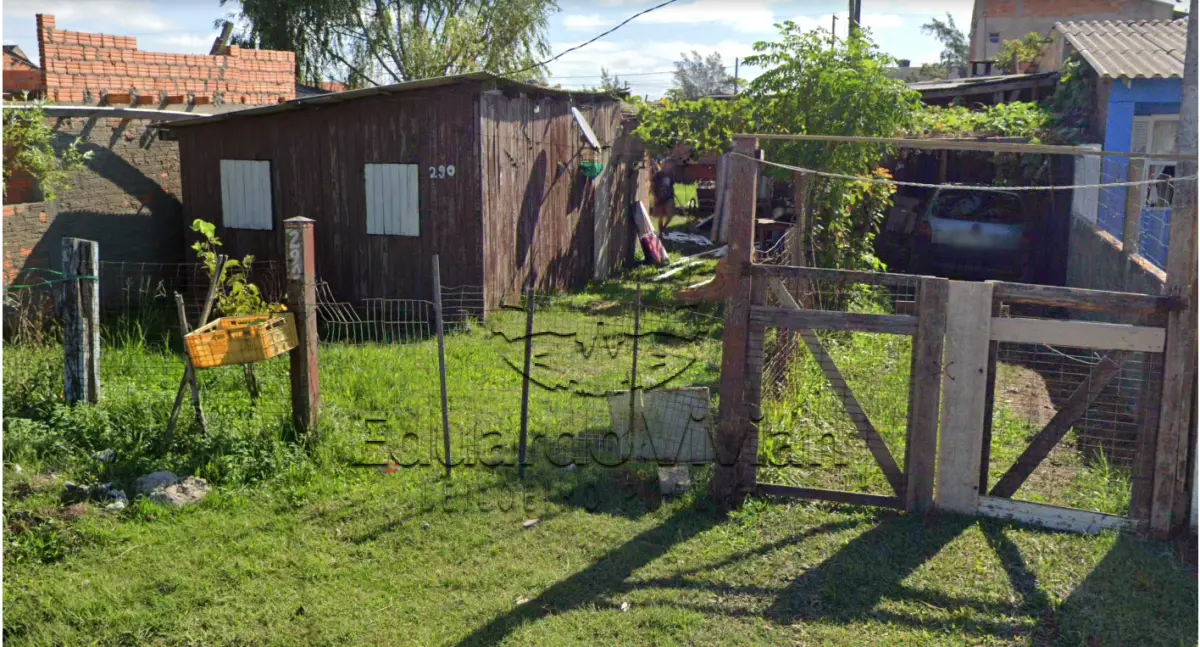 LOTE 001 - Em Tramandai, na Rua Marechal Hermes da Fonseca, nº 290, matrícula no Registro de Imóveis nº 24.242, no Loteamento Zona Nova Sul, constituído do lote nº 26, da quadra 279