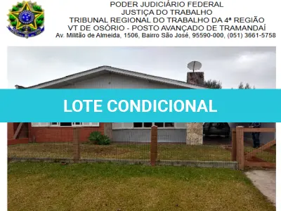 LOTE 001 - VENDA JUDICIAL TRABALHISTA DE CASA EM BALNEARIO ALBATROZ -  na Av. Albatroz, 111 -