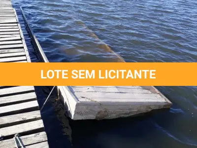 LOTE 004 - VENDA JUDICIAL DE BARCO DE ALUMÍNIO TIPO CHATA MEDINDO 6,06 M