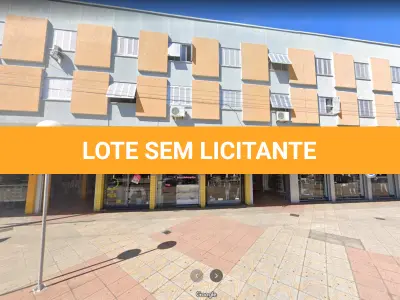 LOTE 001 - VENDA JUDICIAL DE SALA COMERCIAL NO CENTRO DE TRAMANDAI