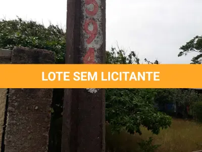 LOTE 02 - Uma casa de madeira, sem o terreno. Venda Somente da edificação.
