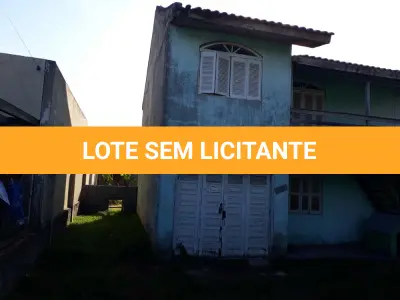 LOTE 001 - Casa em Tramandai, na Rua Andrade Neves, 2250