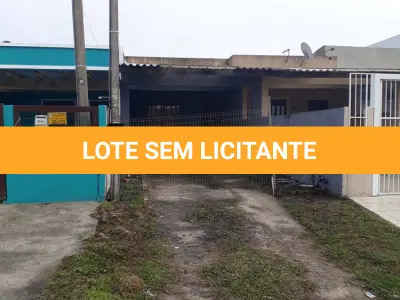 LOTE 001 - Casa de alvenaria, situada na Rua Getúlio Vargas, nº 2434 Imbé