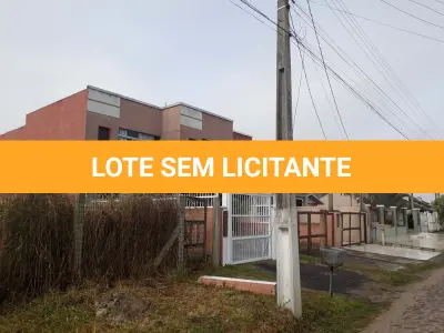 LOTE 001 - Casa número 01, situada na Rua Lagoa Vermelha, 2189