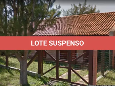 LOTE 001 - VENDA JUDICIAL DE RESIDÊNCIA EM ATLÂNTIDA SUL NA RUA ITAPEMA, 17.