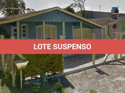 LOTE 001 - VENDA JUDICIAL DE RESIDÊNCIA NA RUA PASSO FUNDO, 930 - IMBÉ -