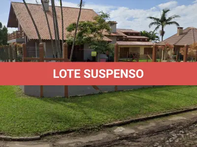 LOTE 001 - EM TRAMANDAÍ, NA TRAVESSA CEL. FLORES, 201.