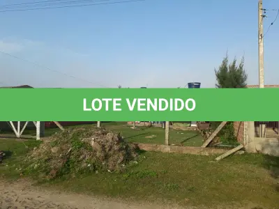 LOTE 001 - VENDA DE RESIDÊNCIA EM JARDIM ATLÂNTICO, NA RUA DAS SÁLVIAS, 170.