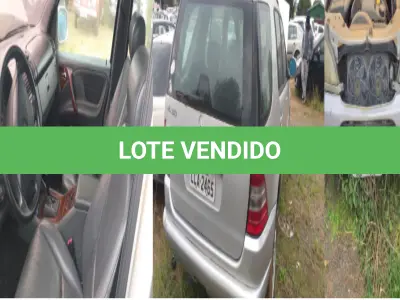 LOTE 001 - Veículo marca/modelo: I/MERCEDES ML320 AB54 Ano/modelo: 1998/1998 Placa: LCA2465 Chassi: WDCAB54E3WA032441 RENAVAM: 703011081 Registrado em: CAPAO DA CANOA Tipo: Automóvel Cor: Prata Espécie: Passageiro