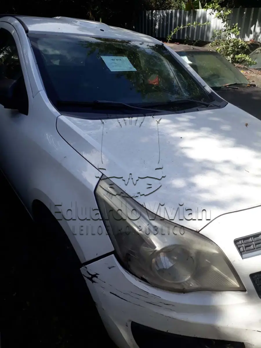 LOTE 001 - VENDA JUDICIAL DE VEICULO  CHEVROLET/MONTANA LS ANO 2012