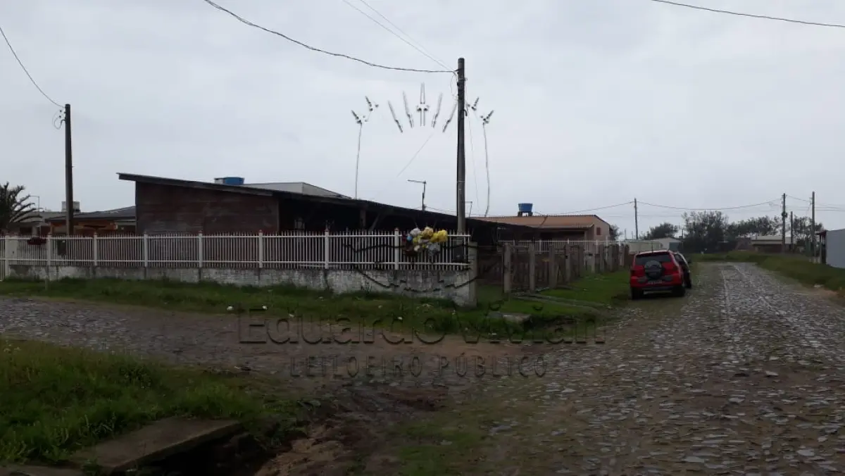 LOTE  - VENDA DE POUSADA/PEÇAS PARA ALUGAR EM BALNEÁRIO PINHAL