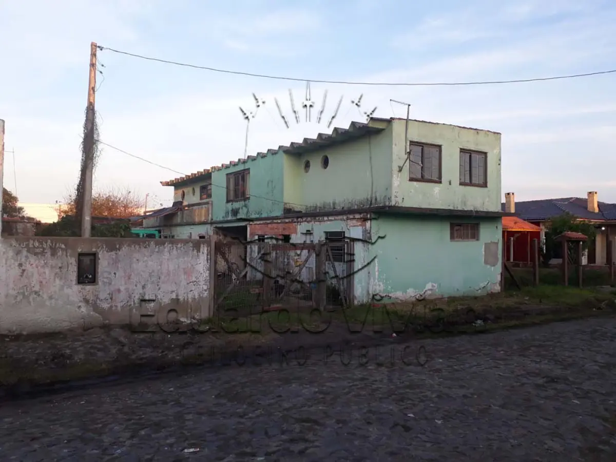 LOTE 003 - CASA EM BALNEÁRIO PINHAL NA RUA TENENTE PENHA, 289