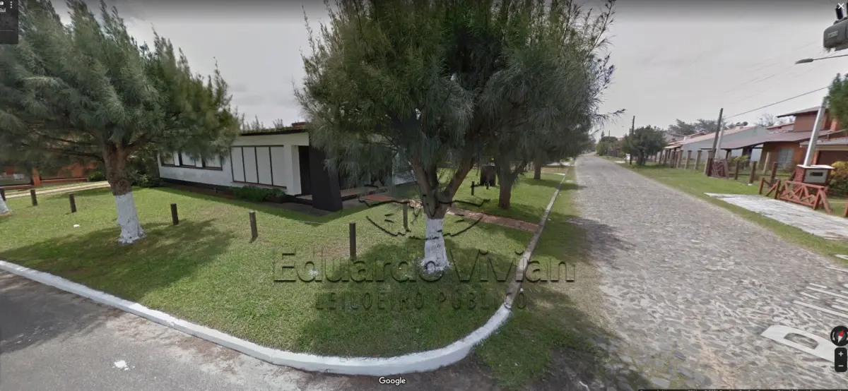 LOTE 002 - VENDA JUDICIAL DE CASA EM IMBÉ NA RUA JULIO DE CASTILHOS, 824 ESQUINA AV. SANTA ROSA