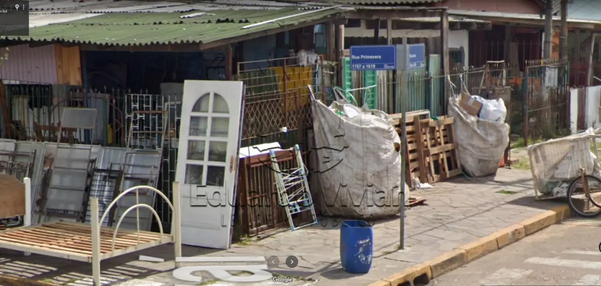 LOTE 02 - Em Canoas, no Bairro Rio Branco, na Rua Avai, o Lote 18, da Quadra 03, Vila Seibel, Matricula no RI de Canoas nº 38.377, na quadra formada pelas vias Primavera, nº 1619, onde forma esquina