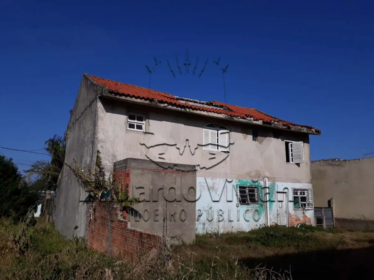 LOTE 001 - Casa em Tramandai, na Rua Andrade Neves, 2250