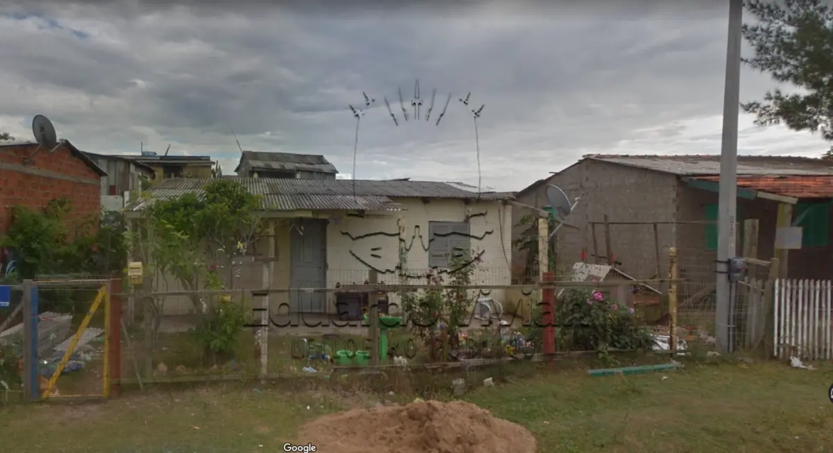 LOTE 002 - CASA EM BALNEARIO PINHAL NA AV. ITALIA, 218