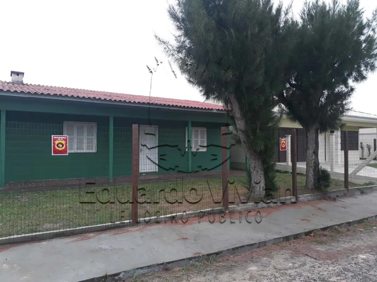 LOTE 001 - VENDA JUDICIAL DE RESIDÊNCIA NA PRAIA DE MARISTELA NA RUA LOBO DO MAR, Nº 300.