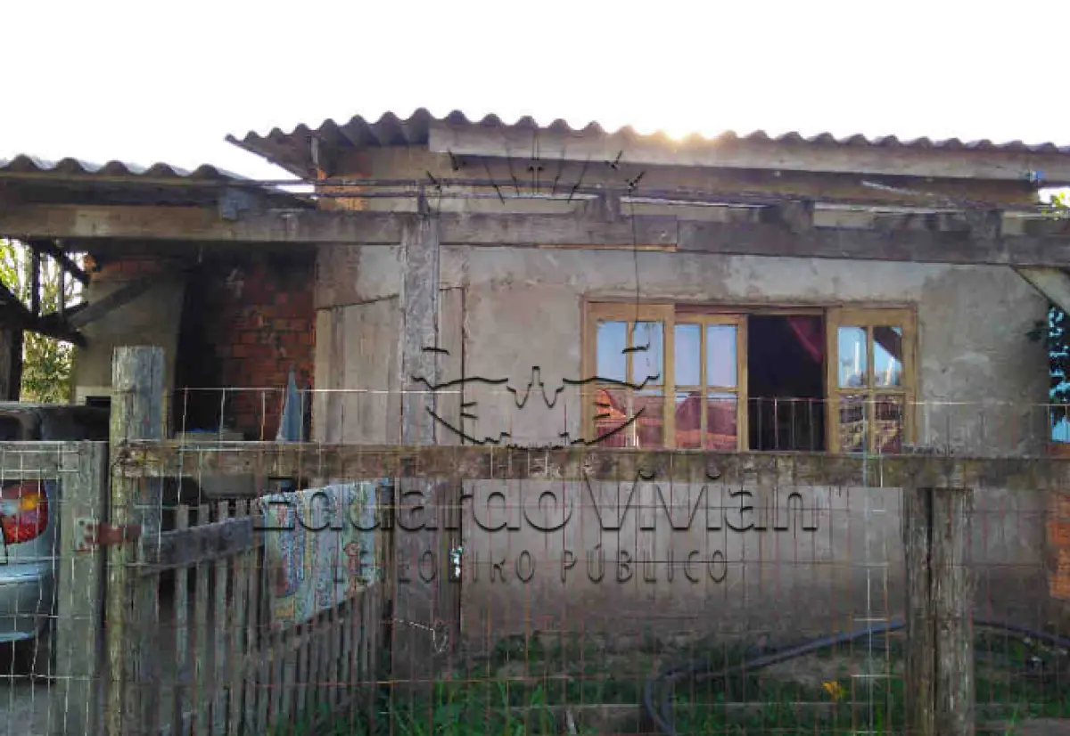 LOTE 001 - Venda Judicial Trabalhista de casa na Rua Sargento Geraldo Santana, 2316, Tramandaí.