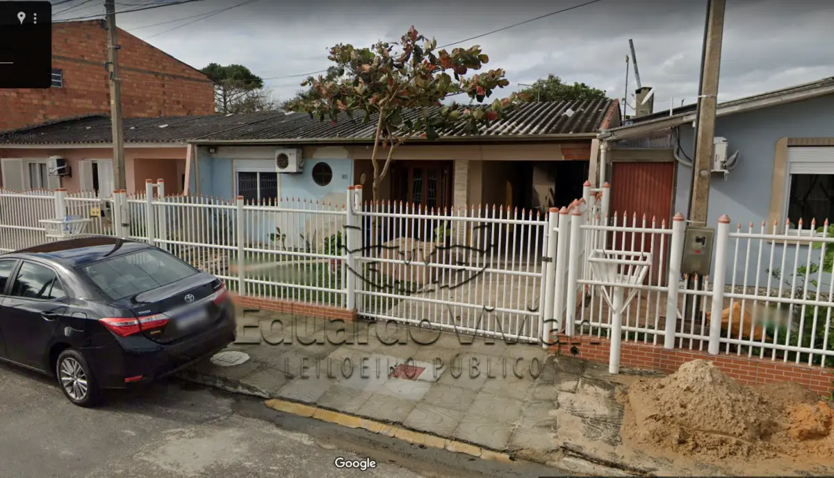 LOTE 001 - Em Imbé, na Rua Araranguá, nº 305, sendo o Lote 02 da Quadra 510, com 178,20 m2 de area, matricula 123.721, no Loteamento Santa Catarina