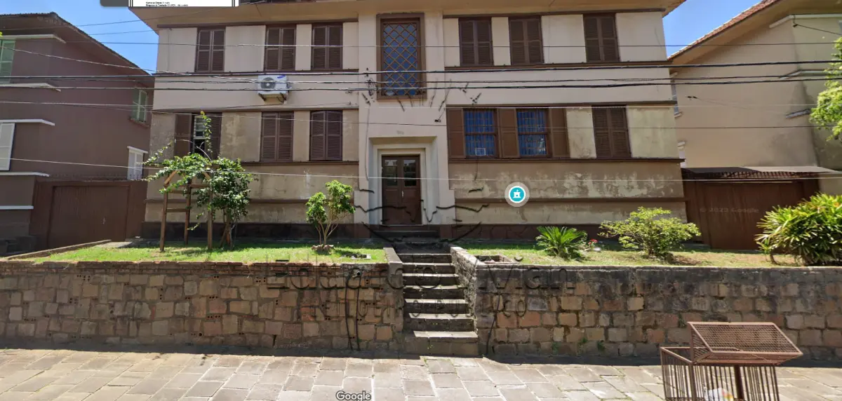 LOTE 001 - Em Porto Alegre, na Av. Plino Brasil Milano, nº 1594, o apartamento 03 do Conjunto Residencial Passo da Areia, matrícula 59.293.