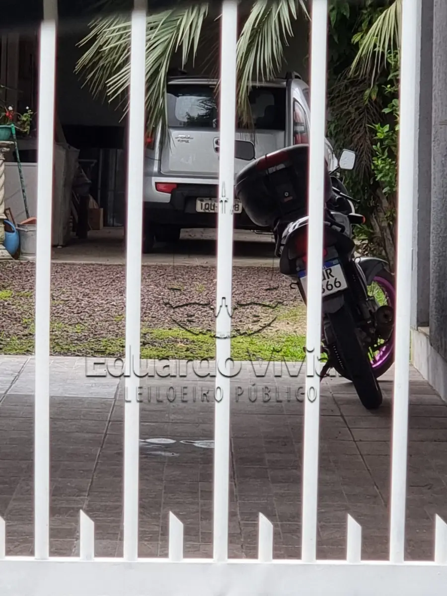 LOTE 001 - Veículo marca/modelo: I/KIA SOUL EX 1.6L Ano/modelo: 2010/2010 Placa: IQU1278 Chassi: KNAJT811AA7156354 RENAVAM: 209315504