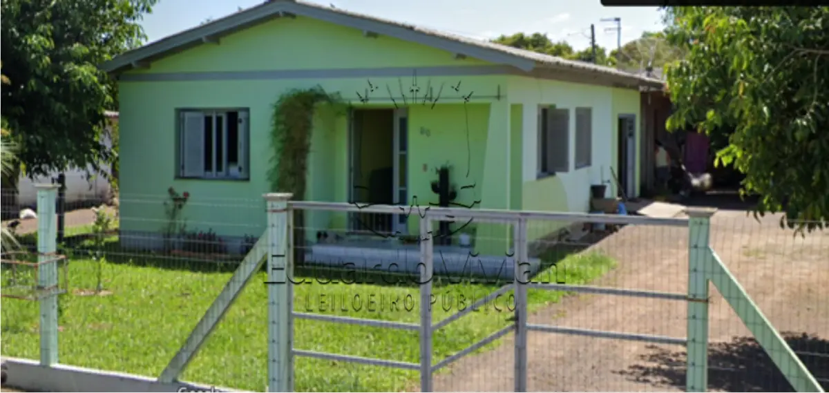 LOTE 001 - Uma casa e o respectivo terreno, em Santo Antonio da Patrulha, na Rua Francelino Pinheiro de Moraes, nº 90, Bairro Passo dos Ramos