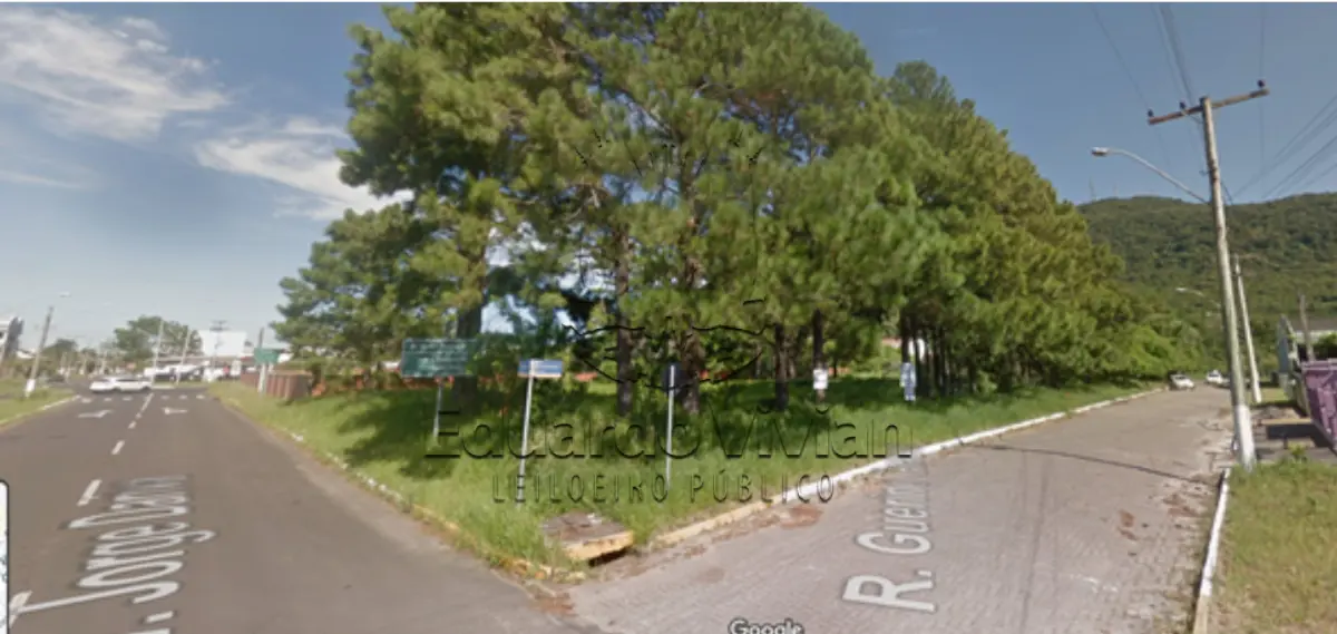 LOTE 001 - Em Osório, na Rua Quirino Guasselli, o Lote 0010, Quadra 0089, Setor 110, com area de 450,00 m2, na esquina com a Av. Jorge Dariva.