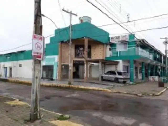 COMARCA DE TRAMANDAÍ - VENDA JUDICIAL DE CENTRO COMERCIAL EM MAGISTÉRIO -