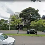 LOTE 001 - VENDA JUDICIAL TRABALHISTA DE APARTAMENTO EM PORTO ALEGRE PRÓXIMO AO SHOPPING IGUATEMI.