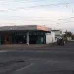 LOTE 003 - VENDA JUDICIAL DE IMÓVEL EM ESQUINA NO CENTRO DE BALNEÁRIO PINHAL ONDE FUNCIONAVA UM POSTO DE GASOLINA