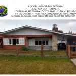 LOTE 001 - VENDA JUDICIAL TRABALHISTA DE CASA EM BALNEARIO ALBATROZ -  na Av. Albatroz, 111 -