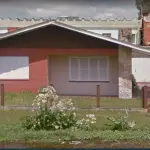 LOTE 001 - VENDA JUDICIAL TRABALHISTA DE CASA EM BALNEARIO ALBATROZ -  na Av. Albatroz, 111 -