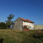 LOTE 001 - Casa em Tramandai, na Rua Andrade Neves, 2250