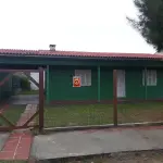 LOTE 001 - VENDA JUDICIAL DE RESIDÊNCIA NA PRAIA DE MARISTELA NA RUA LOBO DO MAR, Nº 300.
