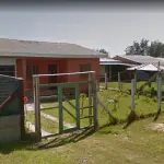 LOTE 02 - VENDA JUDICIAL DE RESIDÊNCIA EM BALNEÁRIO MAGISTERIO NA RUA VIAMÃO, 1164.