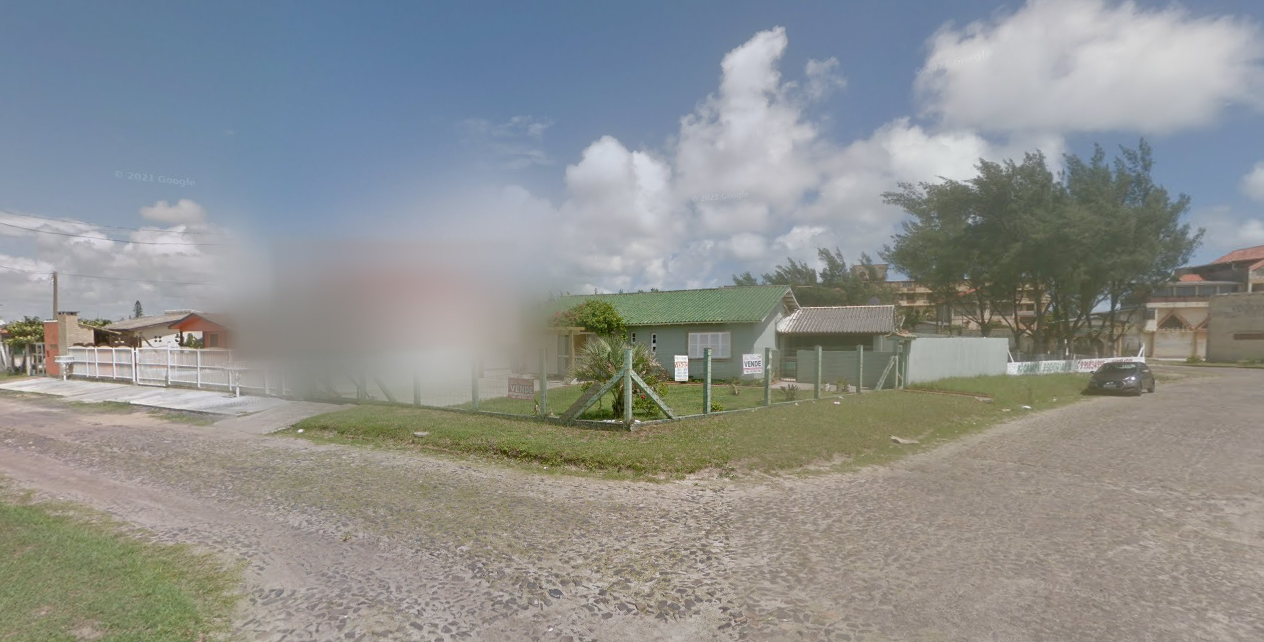 Em Cidreira, na Rua Assis Brasil, 983, o lote 19, quadra 91-D, matrícula do RI de Cidreira nº 16.069, avaliado em R$ 350.000,00.